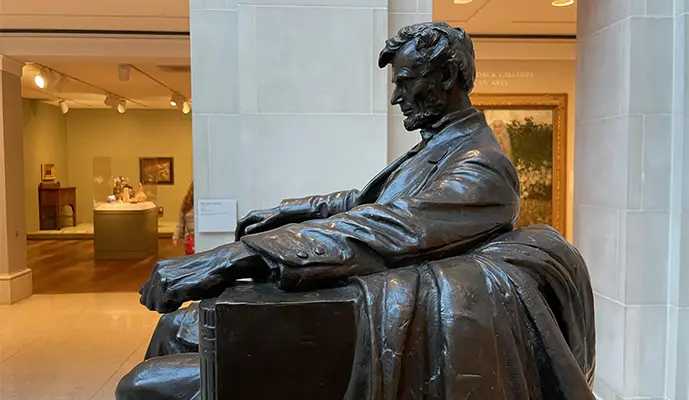 Art Institute of Chicago Skip-the-Line Tour - Image 4