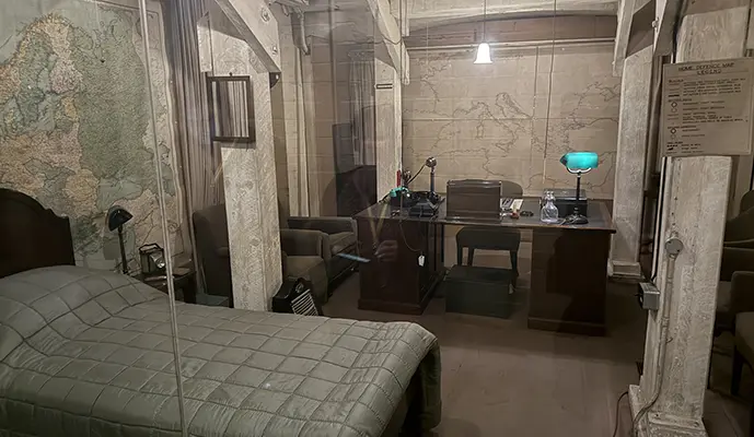 Churchill War Rooms and Wartime London - Image 5