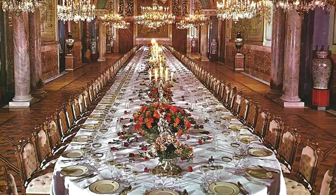 Palacio Real de Madrid (Royal Palace) Guided Tour - Image 1