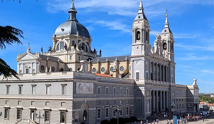 History of Madrid - City Center Guided Walking Tour - Image 1