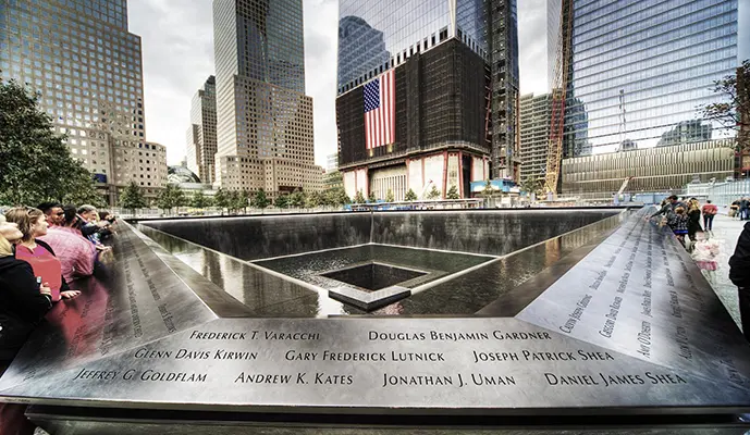 Lower Manhattan Guided Walking Tour with 9/11 Memorial at Ground Zero - Image 2