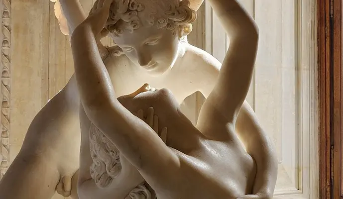 Combo: Louvre Museum + Orsay Museum Guided Tour - Image 5