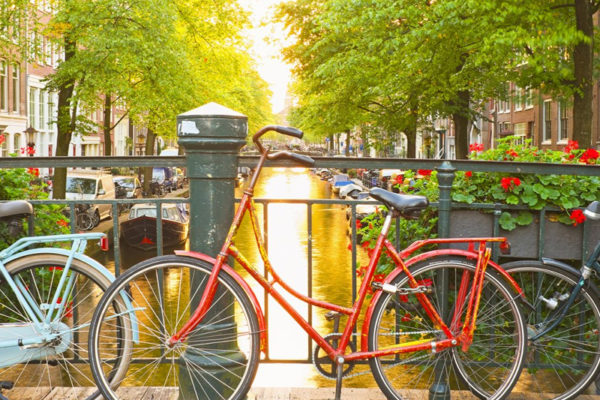 Tips to Beat the Crowds in Amsterdam