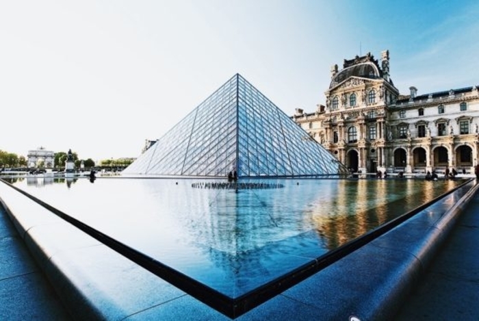 10 Must See Works of Art at The Louvre