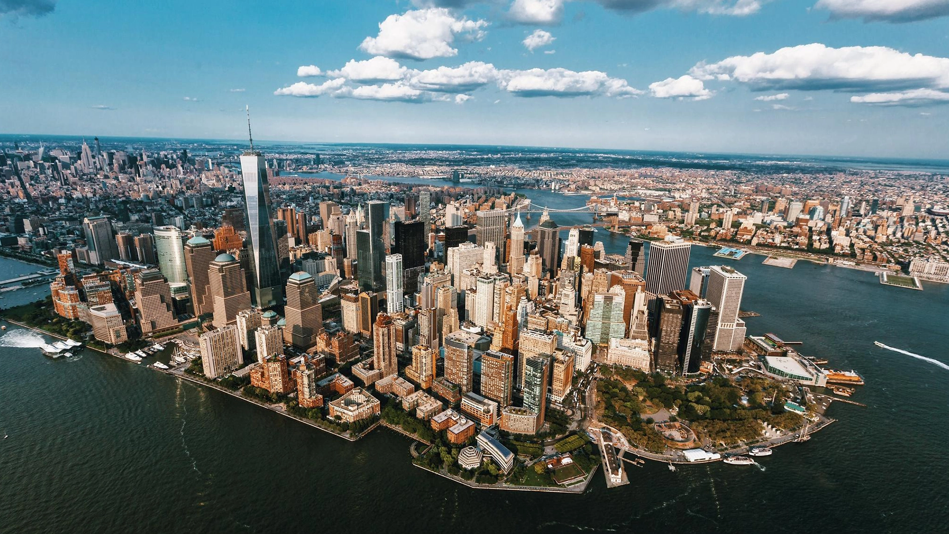 Lower Manhattan Guided Walking Tour with 9/11 Memorial at Ground Zero