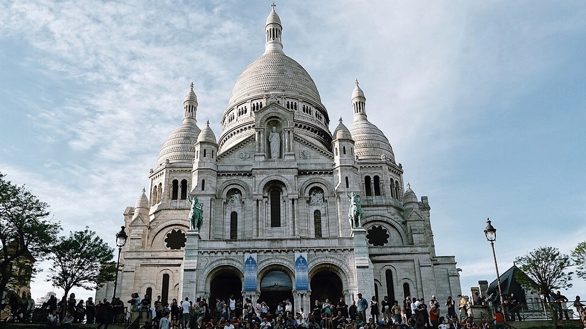 Montmartre Guided Walking Tour
