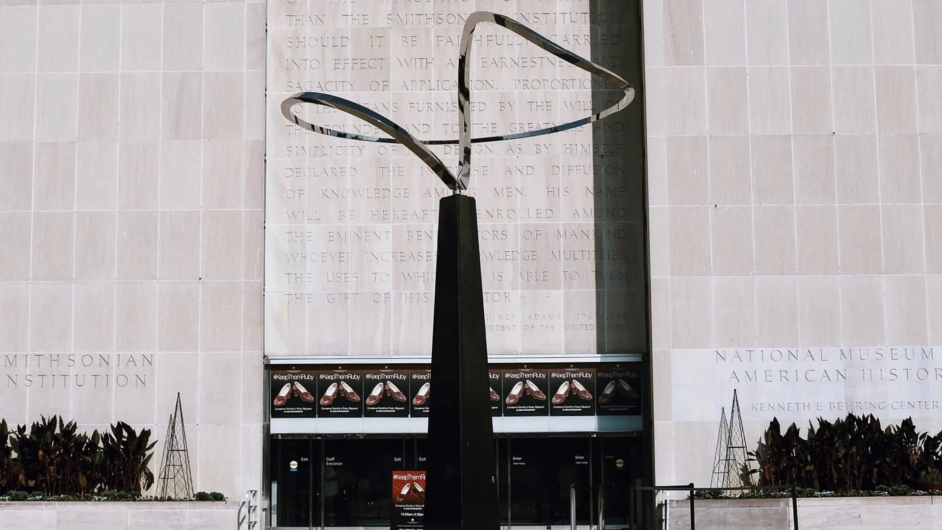 Smithsonian National Museum of American History Tour